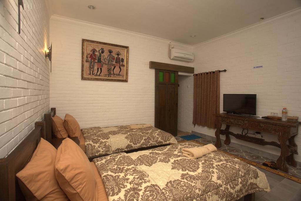 Satu Kayen Guest House 斯勒曼 外观 照片