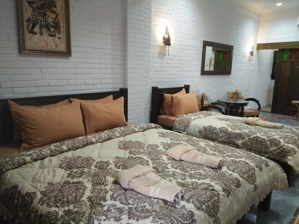 Satu Kayen Guest House 斯勒曼 外观 照片