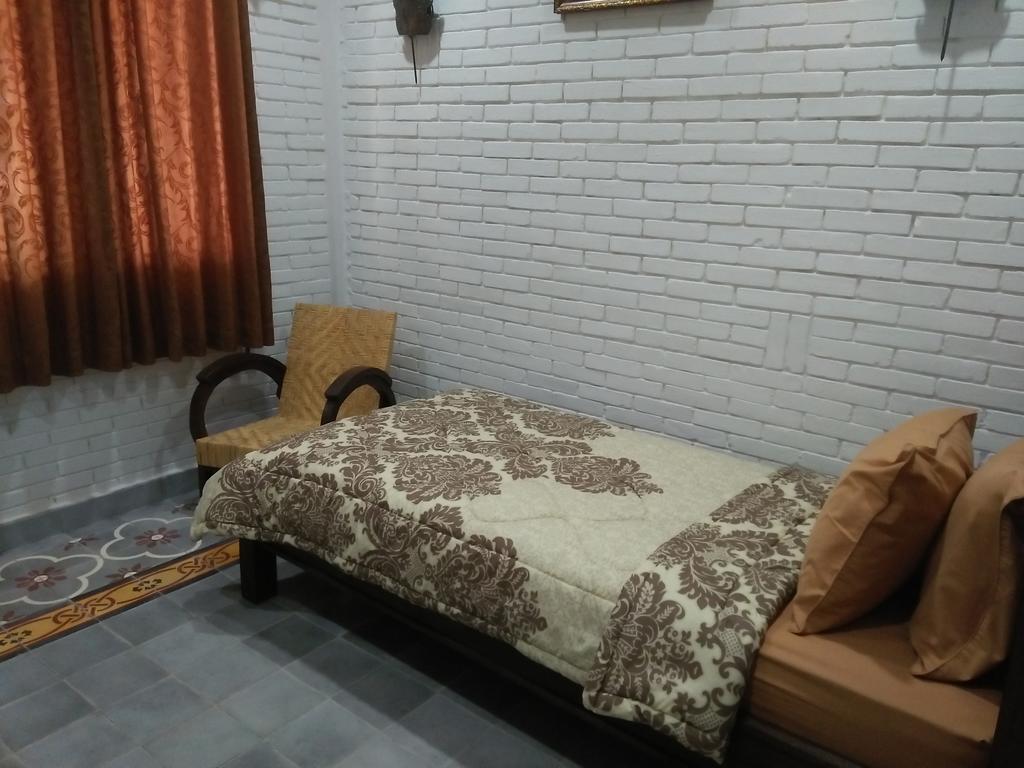 Satu Kayen Guest House 斯勒曼 外观 照片