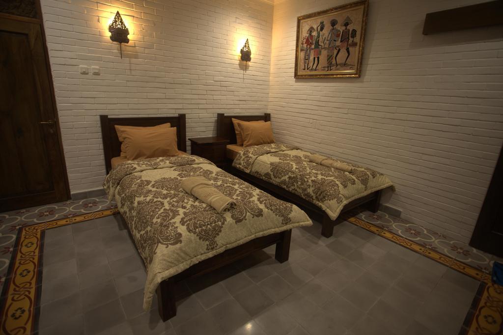 Satu Kayen Guest House 斯勒曼 外观 照片