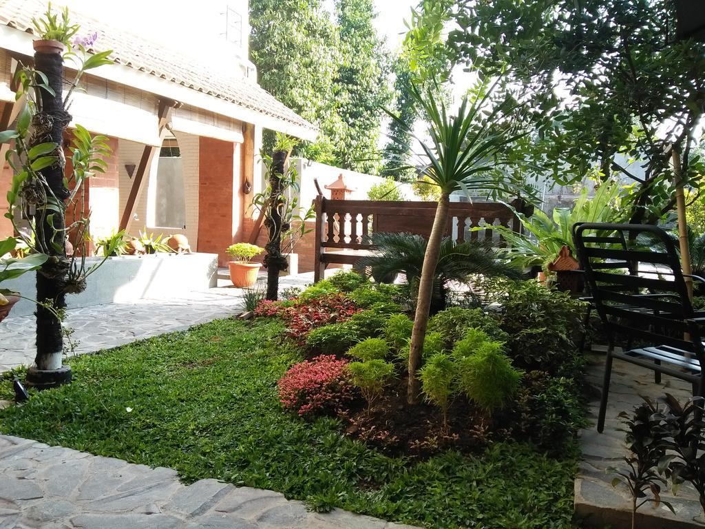Satu Kayen Guest House 斯勒曼 外观 照片