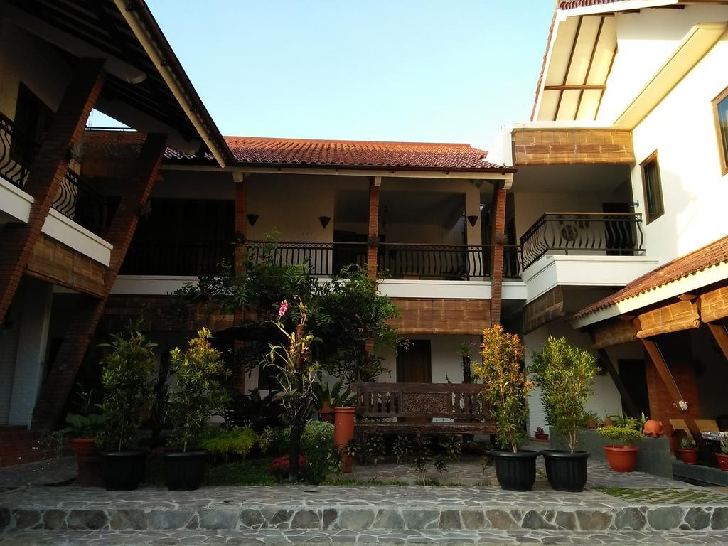 Satu Kayen Guest House 斯勒曼 外观 照片