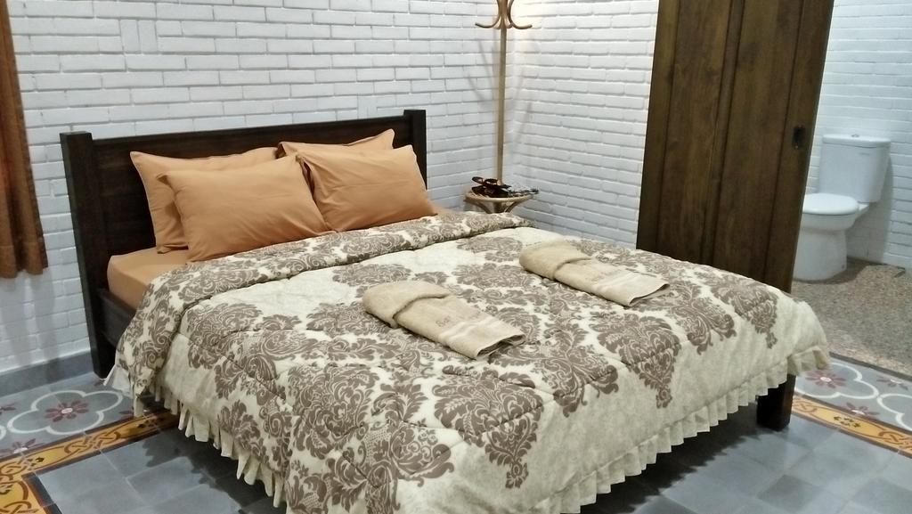 Satu Kayen Guest House 斯勒曼 外观 照片