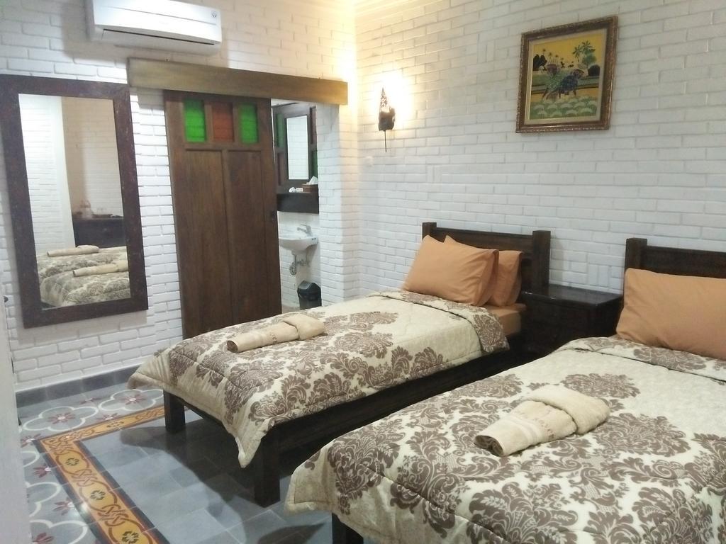 Satu Kayen Guest House 斯勒曼 外观 照片