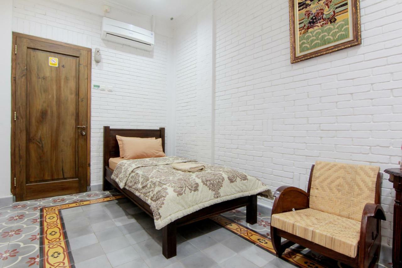 Satu Kayen Guest House 斯勒曼 外观 照片