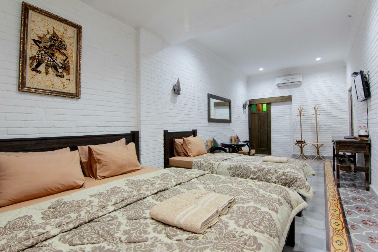Satu Kayen Guest House 斯勒曼 外观 照片