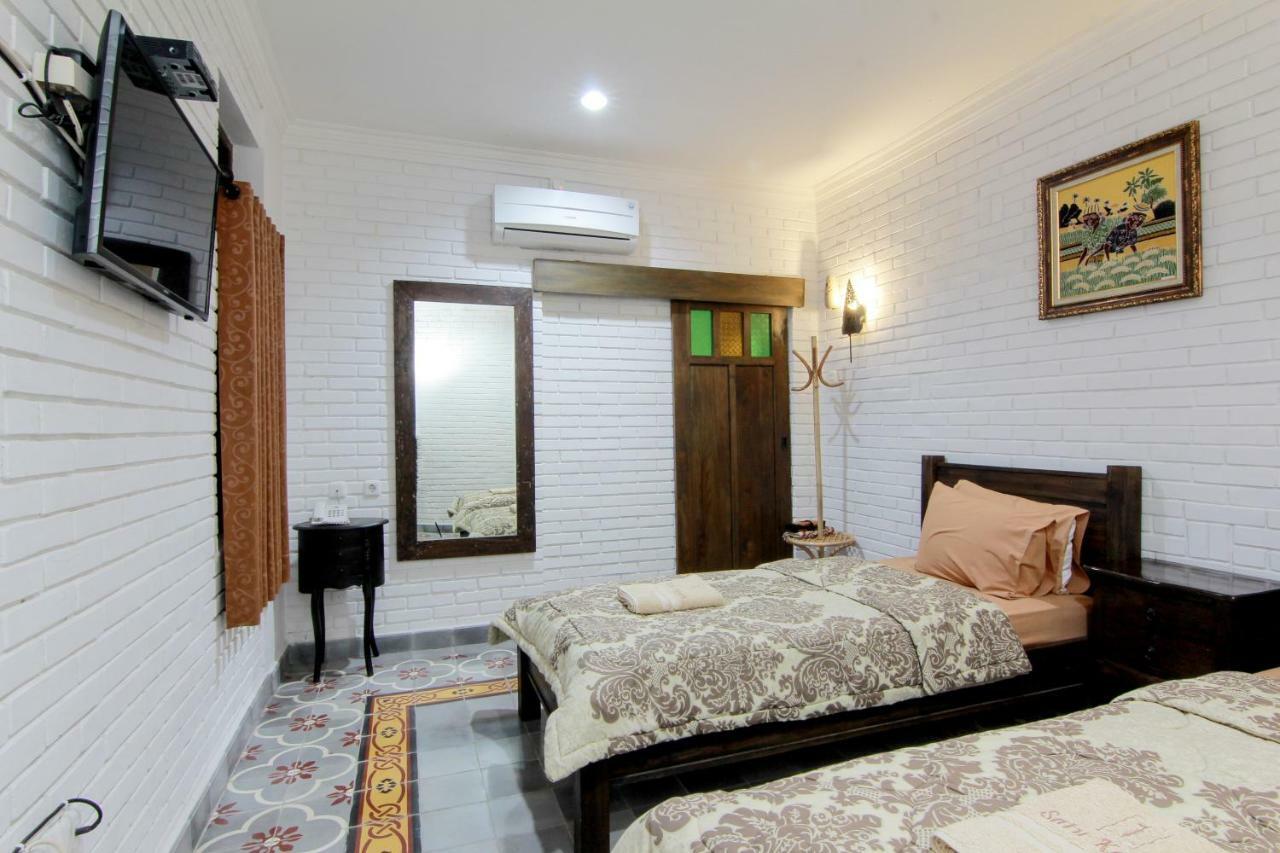Satu Kayen Guest House 斯勒曼 外观 照片