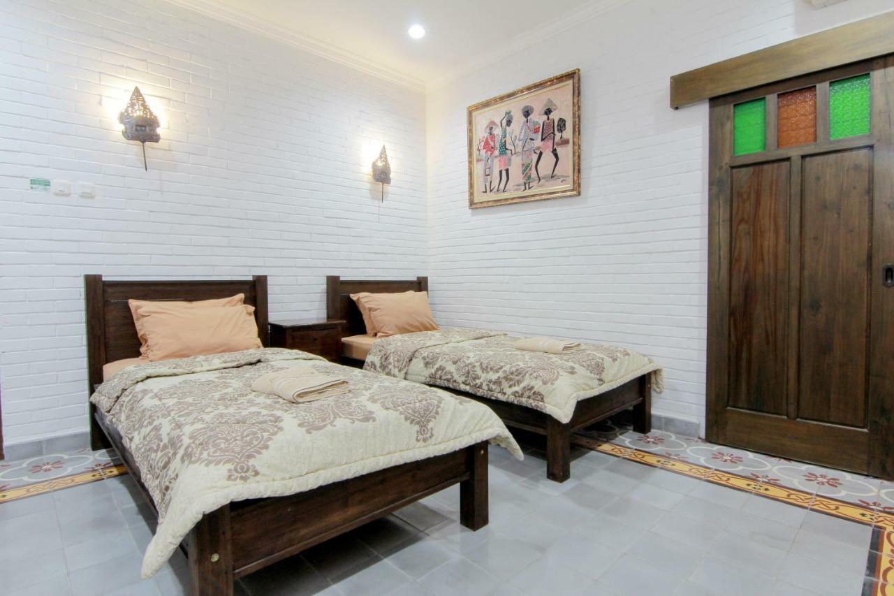 Satu Kayen Guest House 斯勒曼 外观 照片