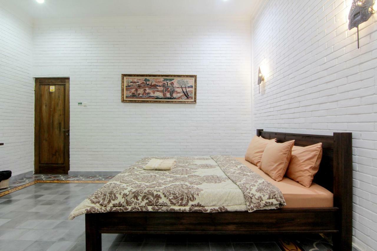 Satu Kayen Guest House 斯勒曼 外观 照片