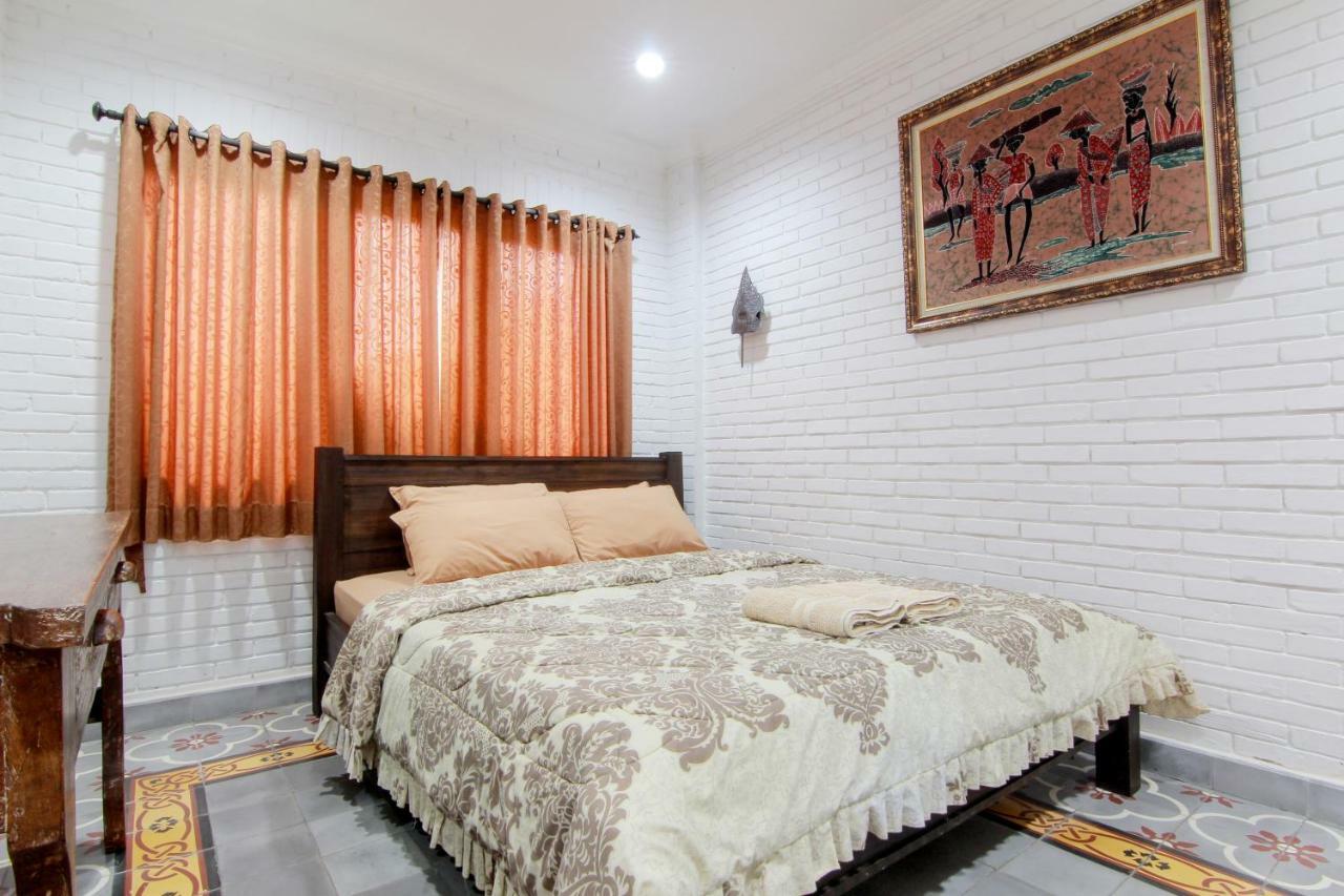 Satu Kayen Guest House 斯勒曼 外观 照片