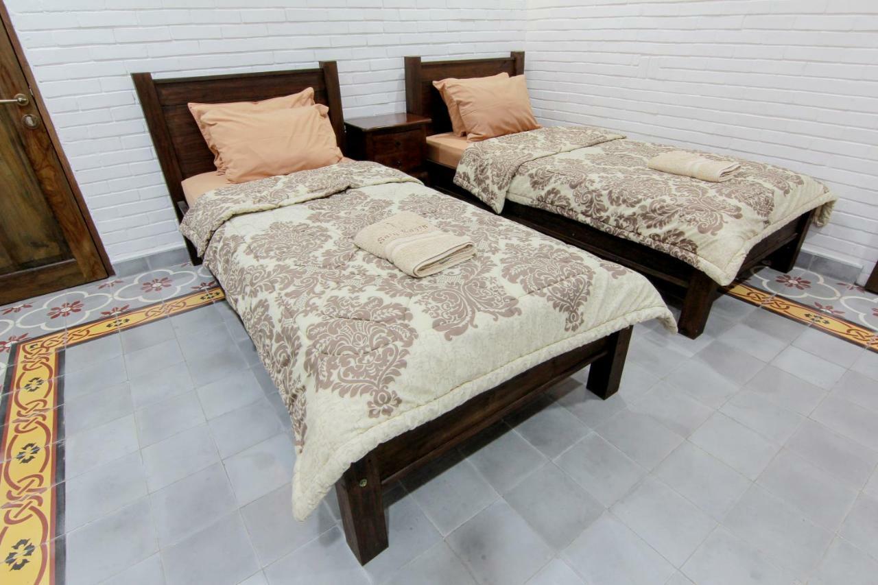 Satu Kayen Guest House 斯勒曼 外观 照片