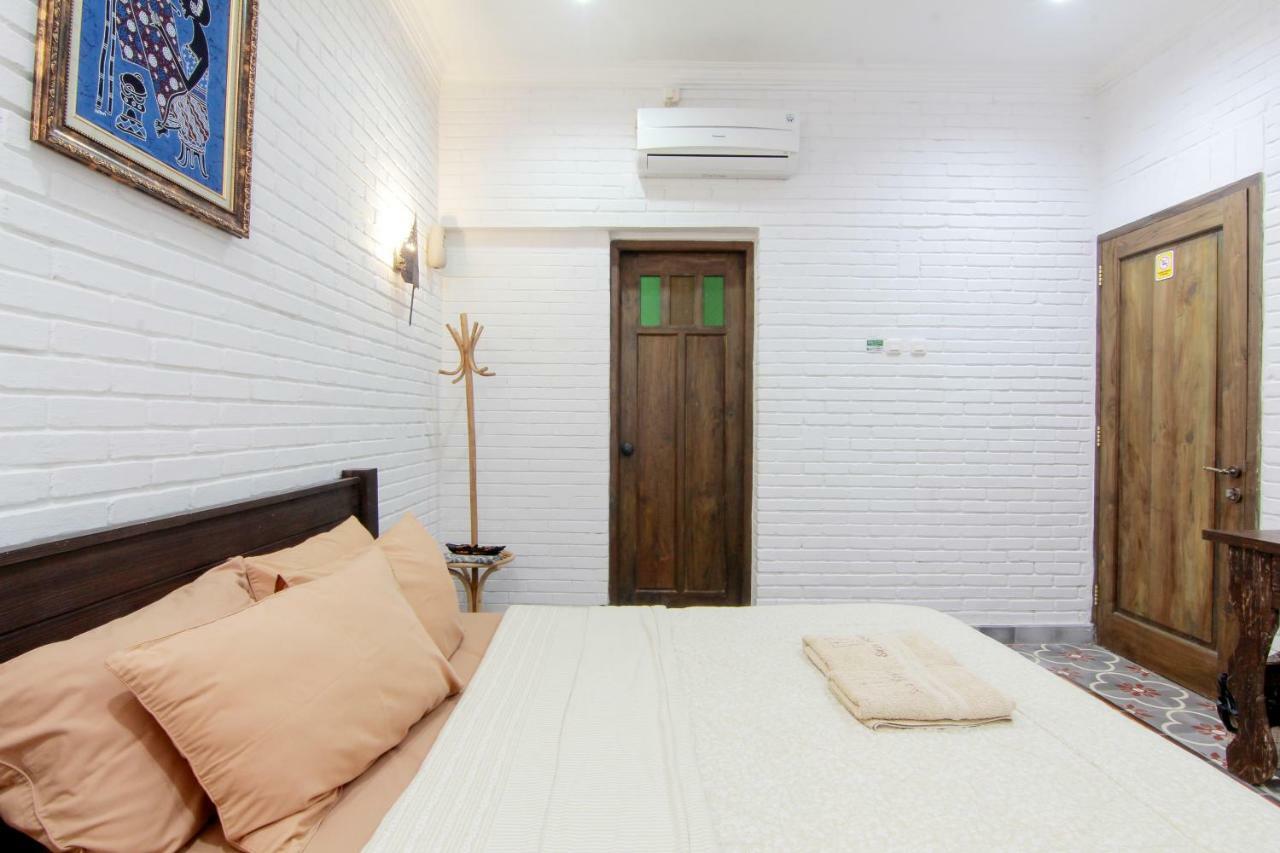 Satu Kayen Guest House 斯勒曼 外观 照片